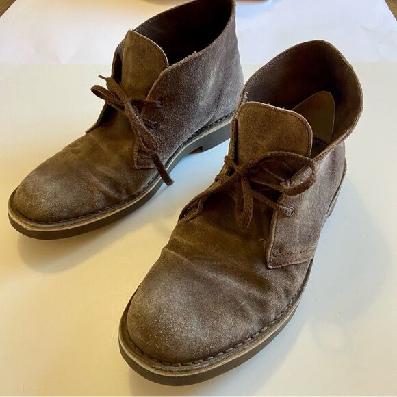 CLARKS men’s boots 10 chukka brown distressed suede leather lace up round toe - Picture 1 of 9